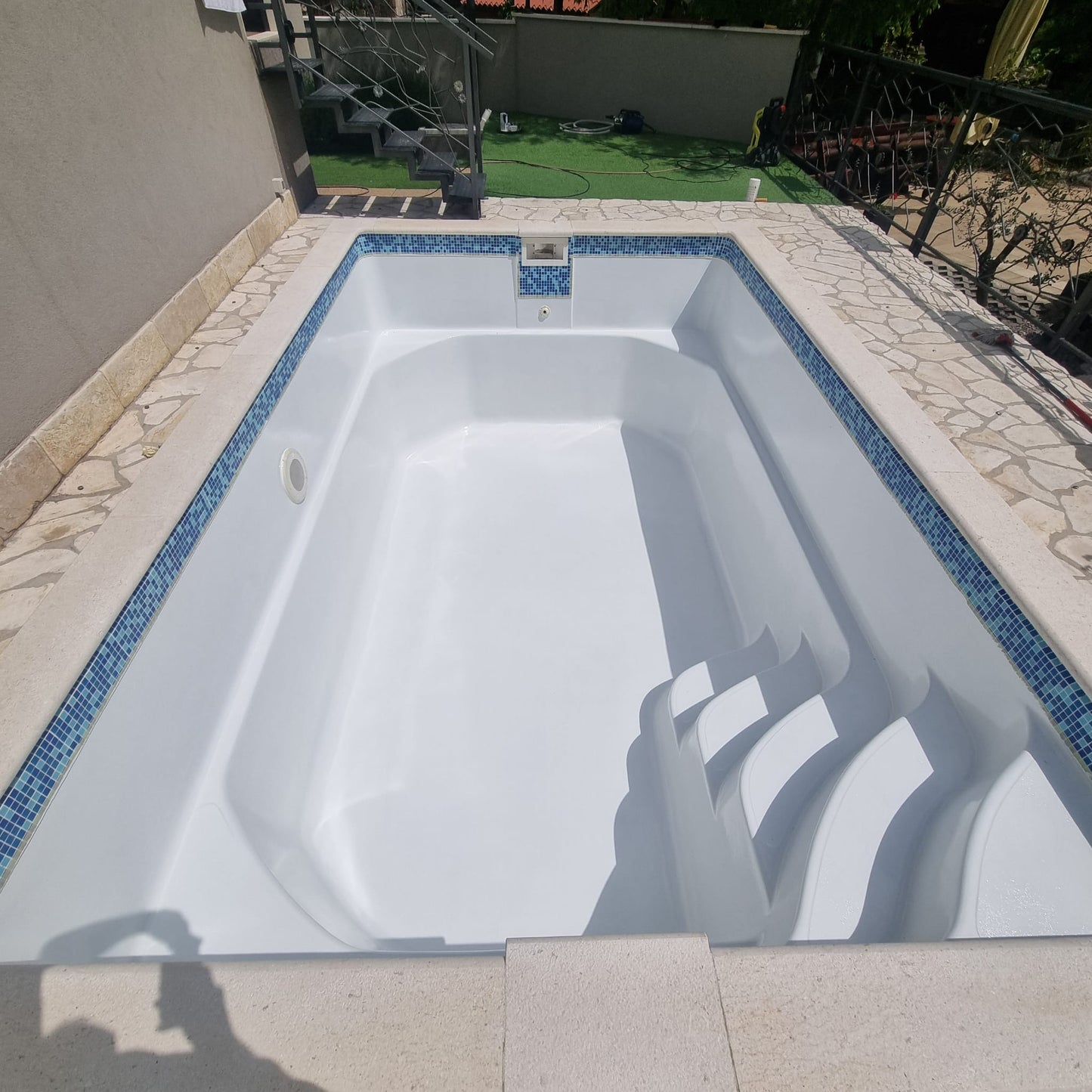 2k Epoksi boja za bazen: bijela